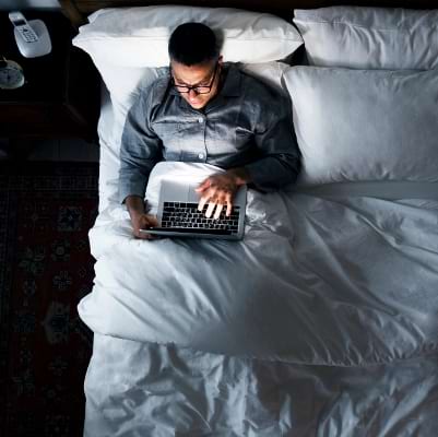 Az alvászavarok és a munkateljesítmény kapcsolata